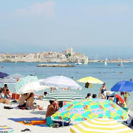 Apartment Studio Au Coeur Du Vieil 5 Mn Des Plages Antibes