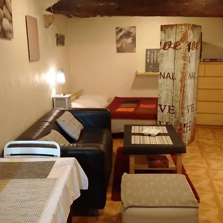 Apartment Studio Au Coeur Du Vieil 5 Mn Des Plages